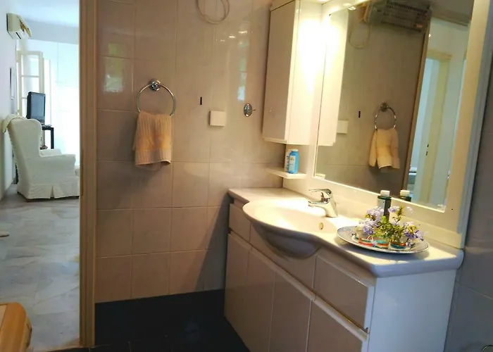 Kavalli Paros * Dhragoulas